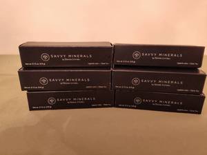 lot 579 image: Savvy Minerals Lip Stick.