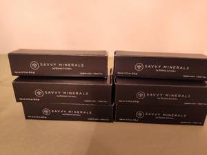 lot 581 image: Savvy Minerals Lip Stick.