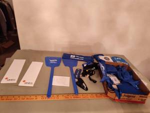 lot 632 image: Fly Swatters, Notepads and more.