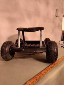 lot 667 image: Stool on Wheels.