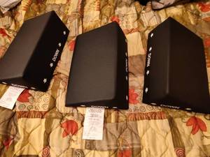 lot 670 image: Wedge Pillows.