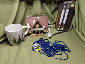 lot 689 image: Beaded Necklace and Christmas Decor.