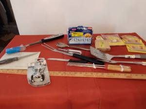 lot 419 image: Kitchen Utensils.