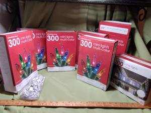 lot 700 image: Assorted Christmas Lights.