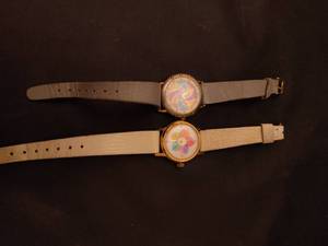 lot 719 image: (2) Avon Watches.
