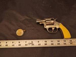 lot 734 image: Starter Gun