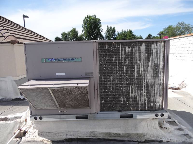 lot 4123 image: Carrier Weather Master Series