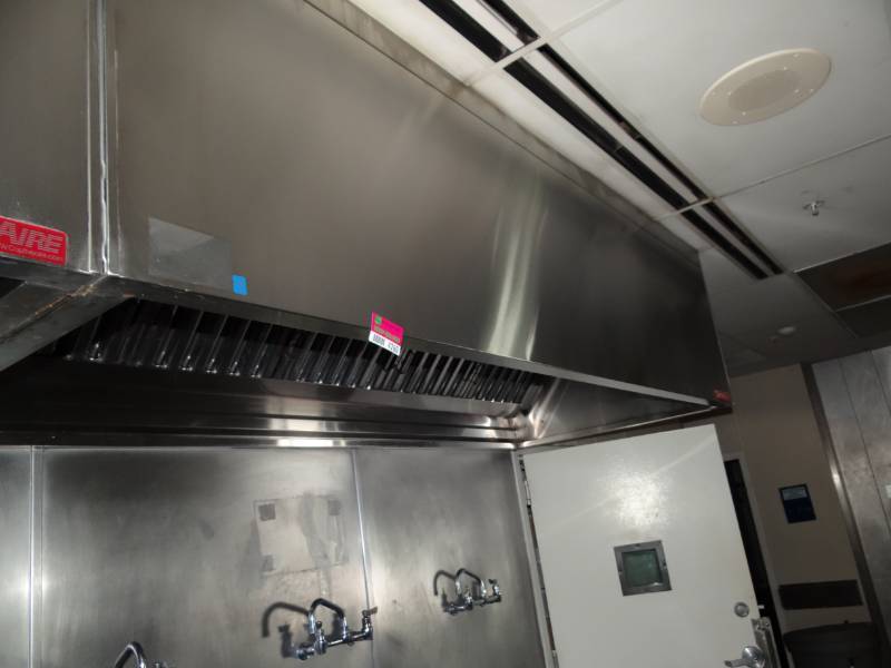 lot 4260 image: CaptiveAire Stainless Exhaust Hood