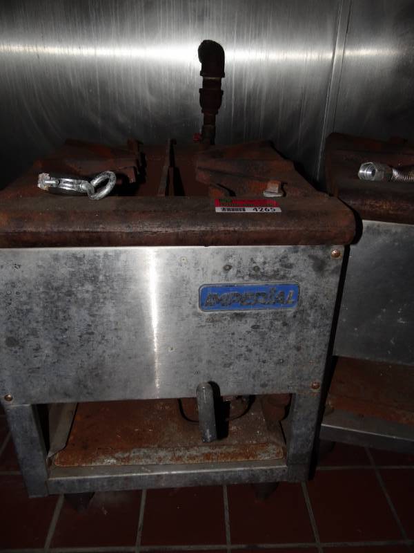 lot 4265 image: Imperial Stock Pot Burner