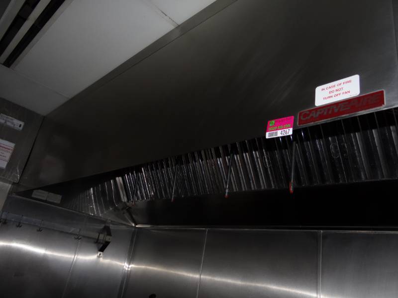 lot 4267 image: CaptiveAire Stainless Exhaust Hood