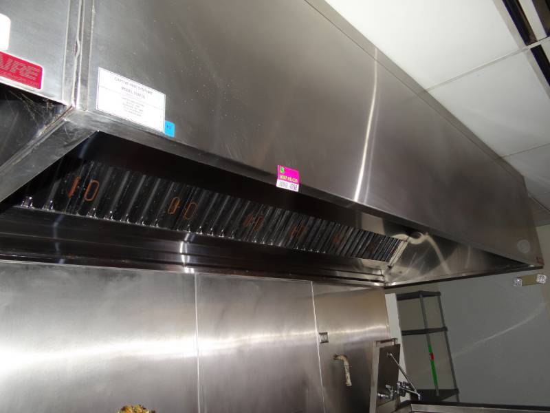 lot 4268 image: CaptiveAire Stainless Exhaust Hood