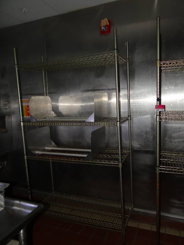 lot 4307 image: Lot of 2 Metro Racking