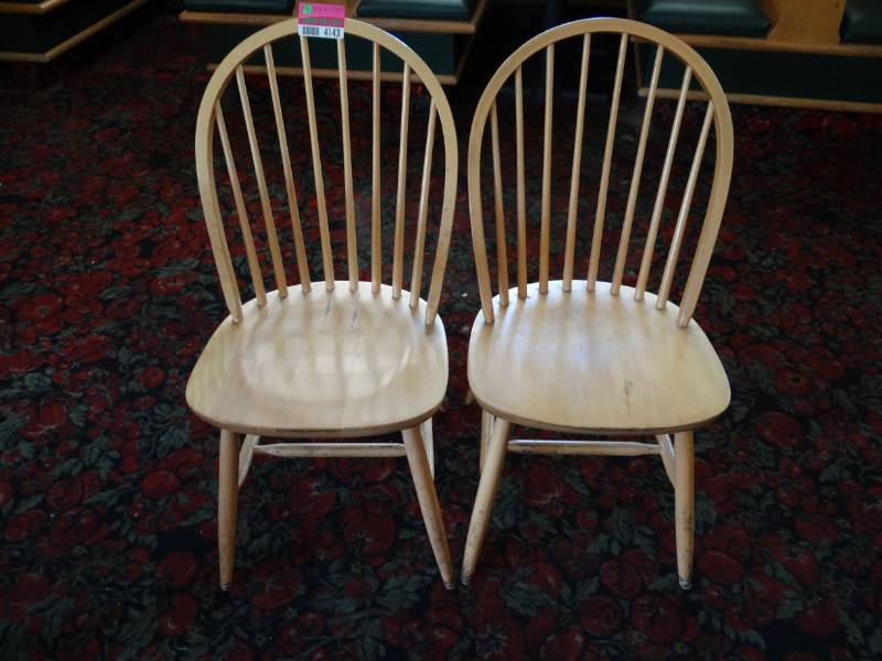 lot 4215 image: Lot of (2) Light Stained(Yellow) Wooden Spindle Back Chair