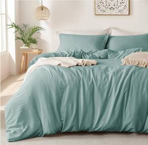 lot 1689 image: New Mildly Super Soft Duvet Cover Set - Retail $49