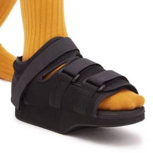 lot 2229 image: GHORTHOUD Offloading Post Op Shoe Forefoot Foot Shoes for Broken Toe Surgery Non Weight Medical Shoes for Men and WomenLarge - Retail $24