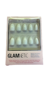 lot 18270 image: Glamnetic Short Oval Press-On Nails Set - Retail $15