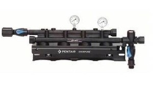 lot 31342 image: Pentair Everpure Quad Filter Head Assembly