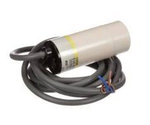lot 31361 image: Omron E2K-C25MY1 Capacitive Proximity Switch