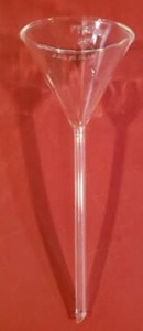 lot 31440 image: Pyrex 6160-75 75mm Diameter Long Stem 60 Degree Angle Fluted Funnel