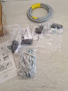 lot 32916 image: FR04-04 Wire Rope Festoon 4-Car, Small Saddle Kit