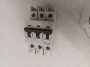 lot 33012 image: Eaton FAZ-C323-NA 32A Circuit Breaker
