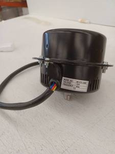 lot 33021 image: 120V Electric Motor MCU75-12060