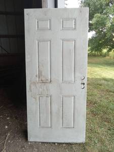 lot 56404 image: Vintage Six-Panel Interior Door