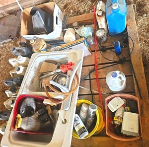 lot 56449 image: Mixed Plumbing Supplies and Chemical Lot
