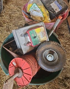 lot 56478 image: Electric Fence Equipment Lot