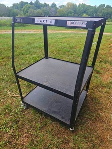 lot 56482 image: Vintage PIX Mobile PM-Series AV Cart (32 x 27)