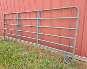 lot 56488 image: Vintage Metal Livestock Gate Panel 12x5