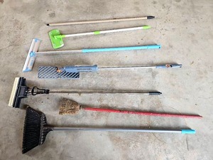 lot 56518 image: Assorted Cleaning Tools and Brooms Set