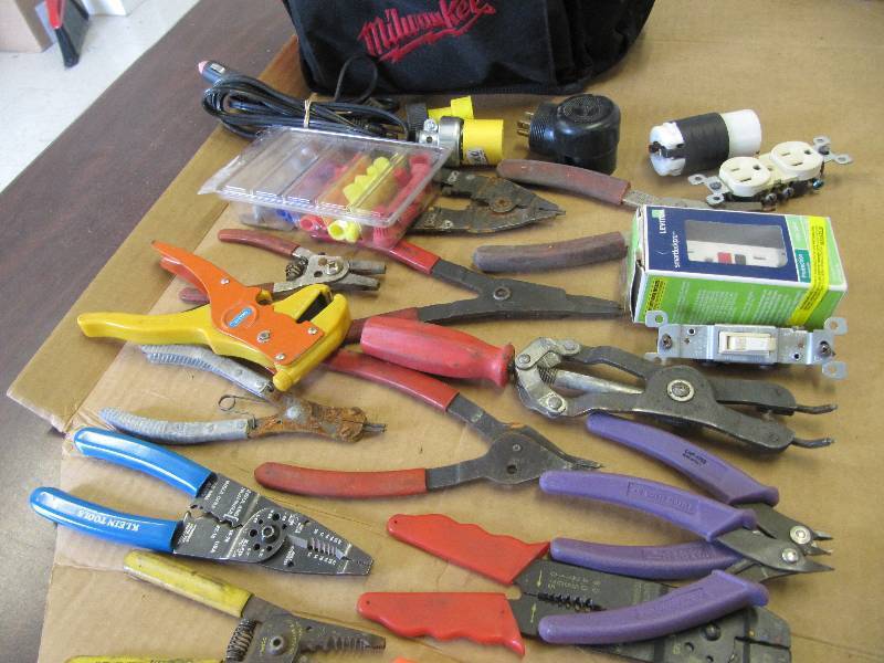 lot 2133 image: Milwaukee Tool Bag With Electric Tools- Wire Strippers Wire Dikes (SHOP TOOLS)