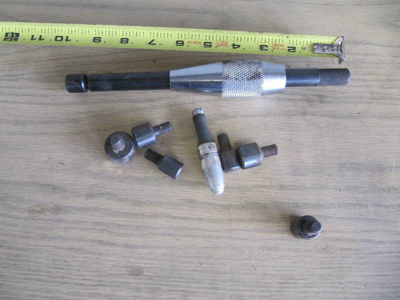 lot 2135 image: Universal Clutch Alignment Tool  (Shop Tools)