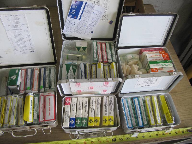 lot 2137 image: Lot of 5 First Aid Boxes Complete With Contents