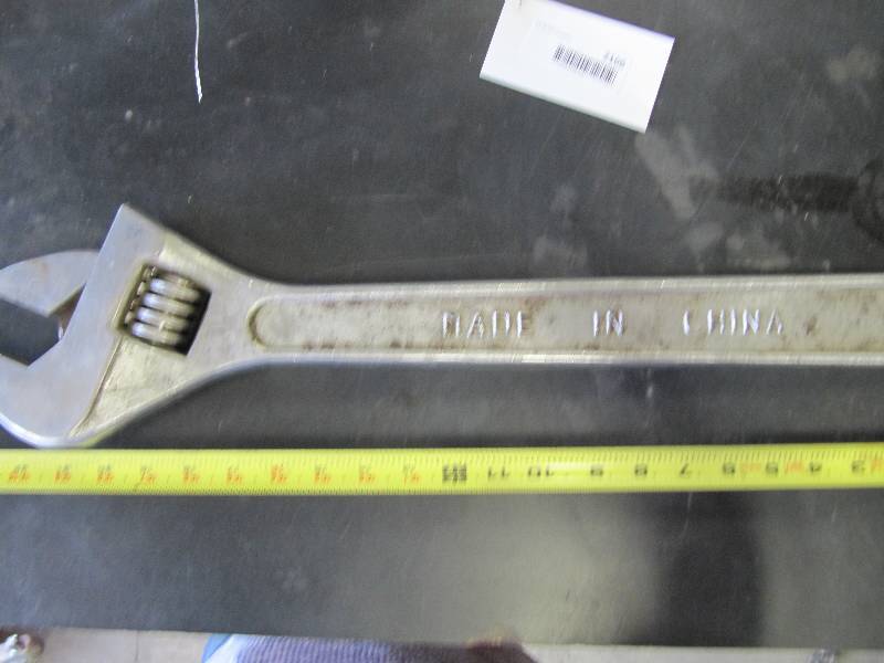 lot 2166 image: THE 21 IRON BULL 600MM  THE MONSTER (SHOP TOOLS)