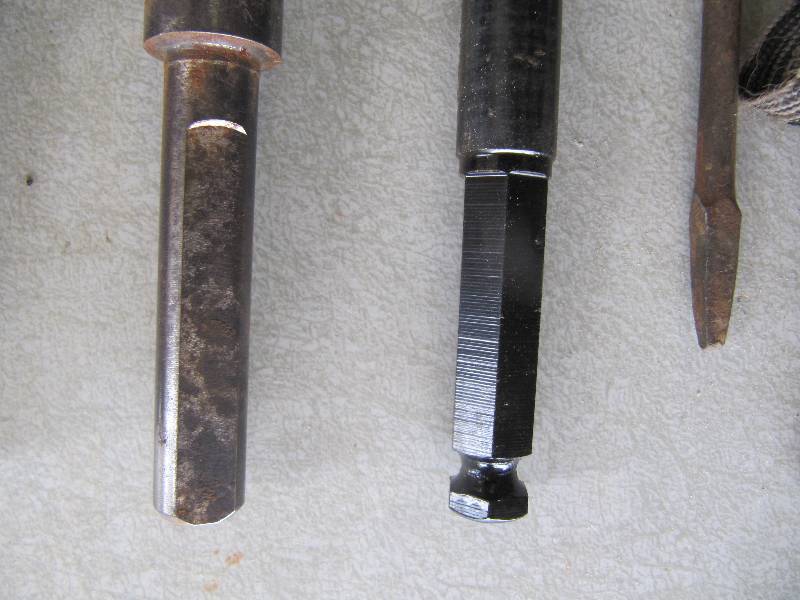 lot 2184 image: LOT OF 10 WOOD DRILL BITS 4 - 18     2 - 12  - 4  - 7 12  (SHOP TOOLS)