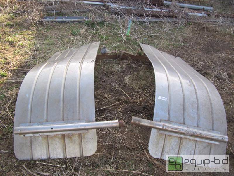 lot 2117 image: 12 Quarter Fenders, Has Small Damage (Covers Front Drive Axle)