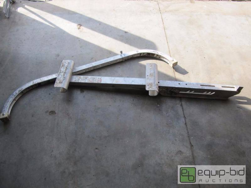lot 2118 image: Husky Ladder Stabilizer