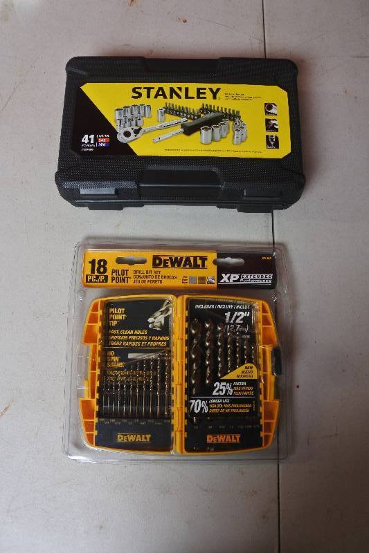 lot 10406 image: Stanley 14 in drive set with drill bit set and18 piece dewalt pilot point metal bits