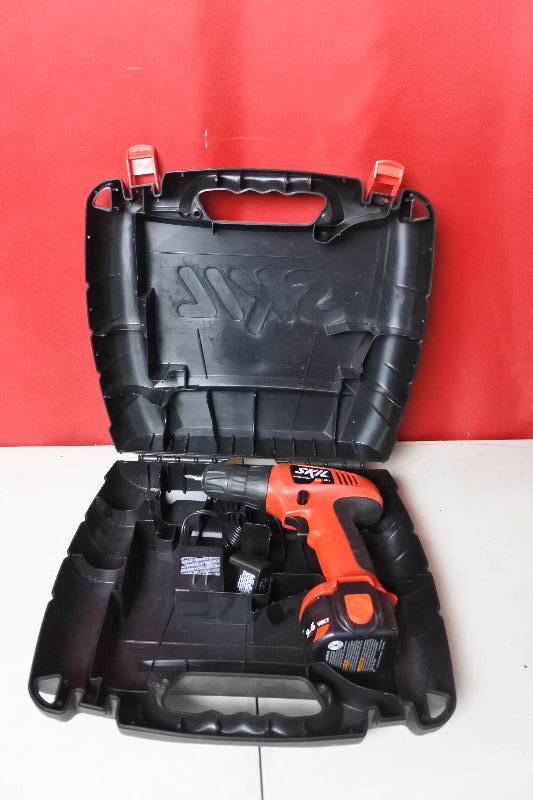 lot 10410 image: SKIL Chuck Drill 9.6 volt