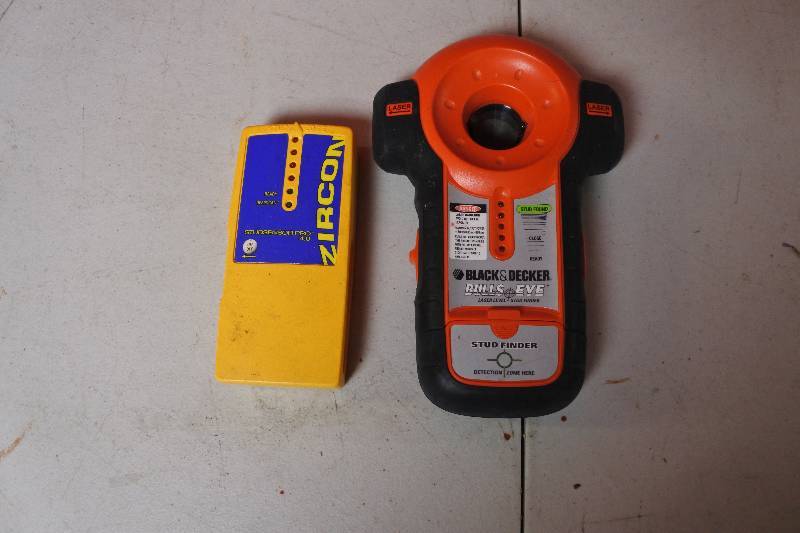 lot 10437 image: 2 kinds of Stud Finders