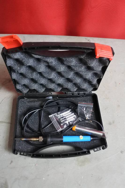 lot 10442 image: Soldering Iron