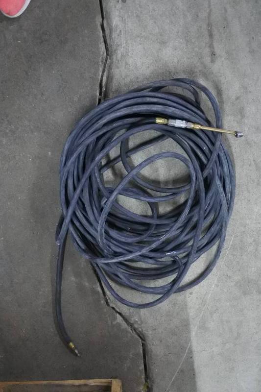 lot 10460 image: Compressor Hose with Tire Attachment