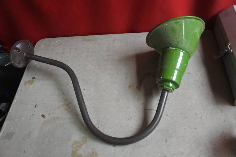 lot 10462 image: Cool �Workbench Light