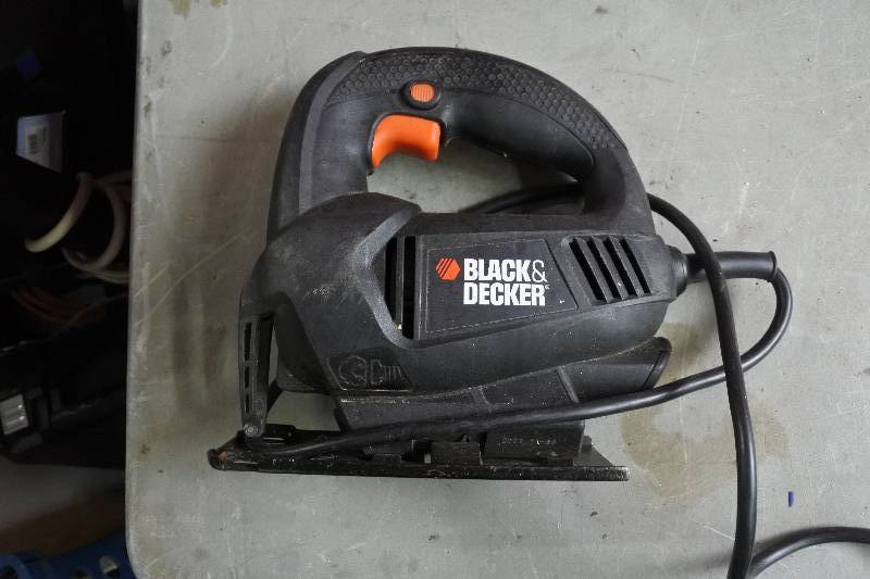 lot 10464 image: Black&Decker Corded Jigsaw