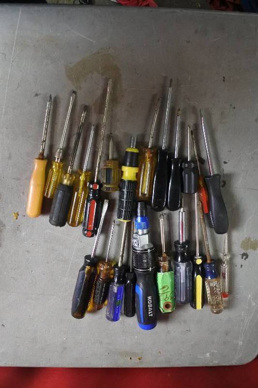 lot 10467 image: Screwdrivers