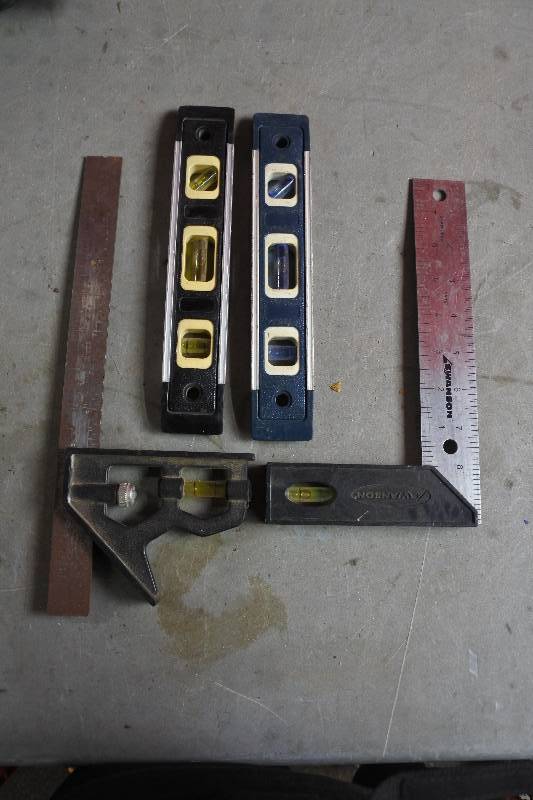 lot 10481 image: Lot of Levels & Rulers