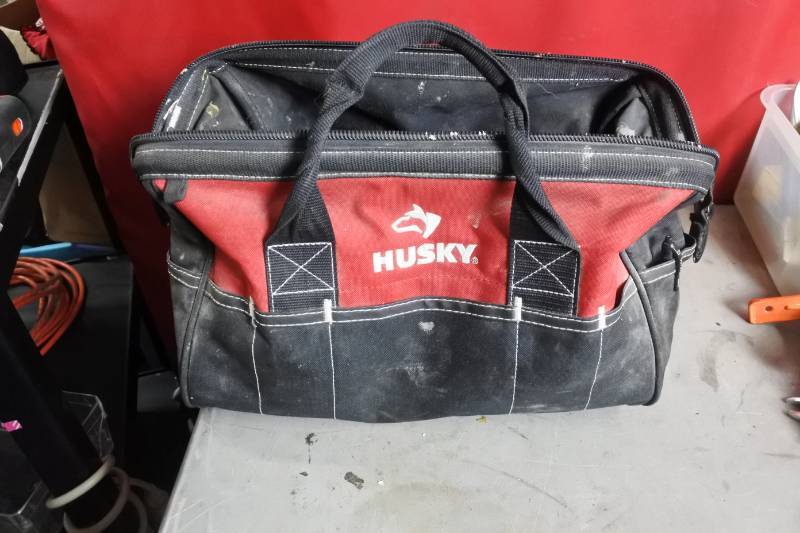 lot 10497 image: Husky Tool Bag