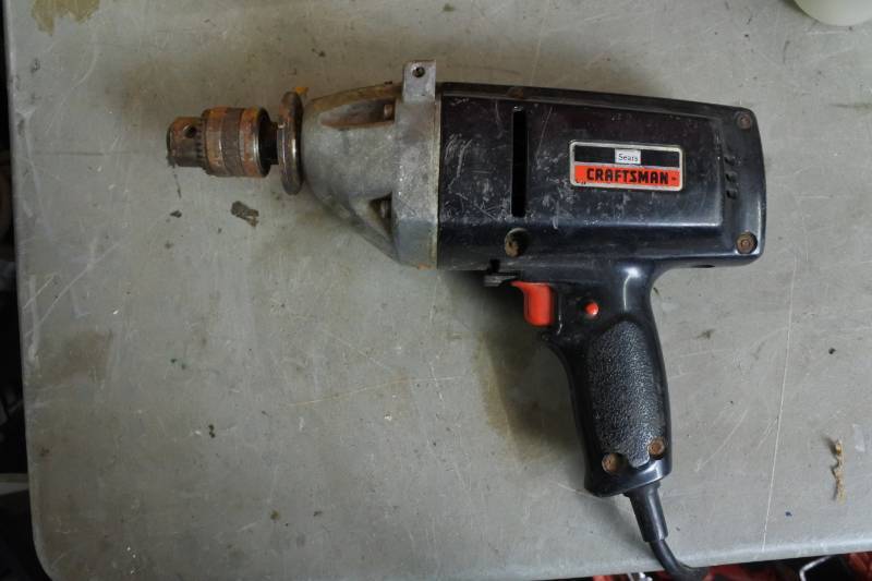 lot 10509 image: Craftsman chuck corded drill